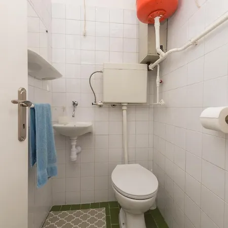 Lily Apartman Makarska